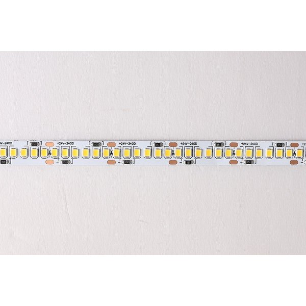 fita 240 leds 24v 22w capa